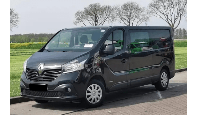 Yolda Güçlü ve Şık: Renault Trafic ile Tanışın!